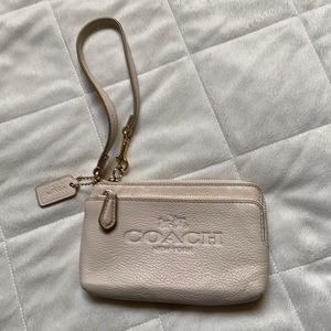 NWOT Coach Double Corner Zip Wristlet